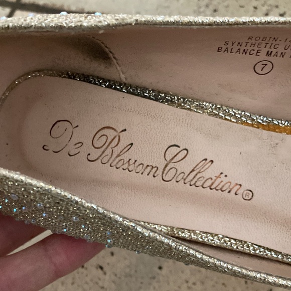 De Blossom Collection, gold size 7 - Picture 3 of 15